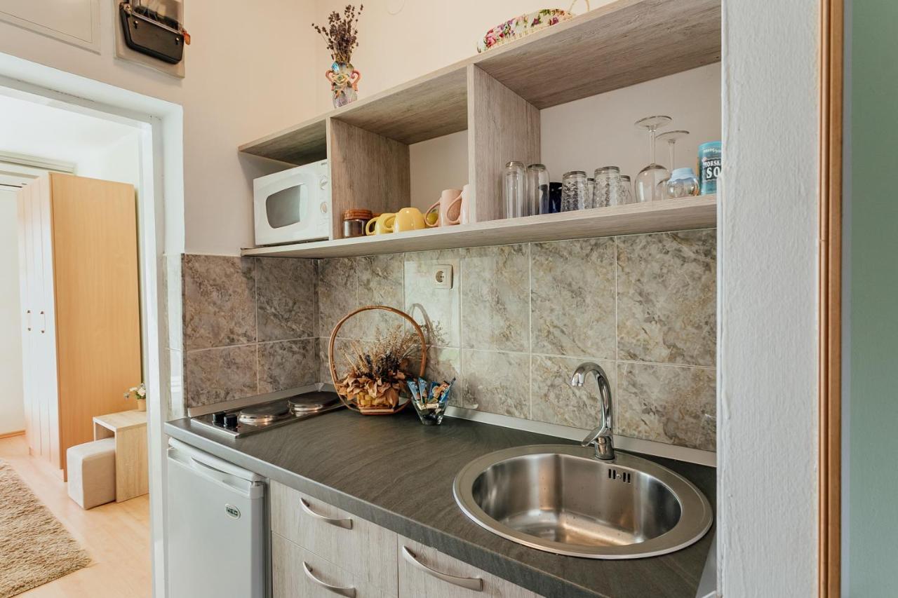Apartmani Vico Herceg Novi Exteriör bild